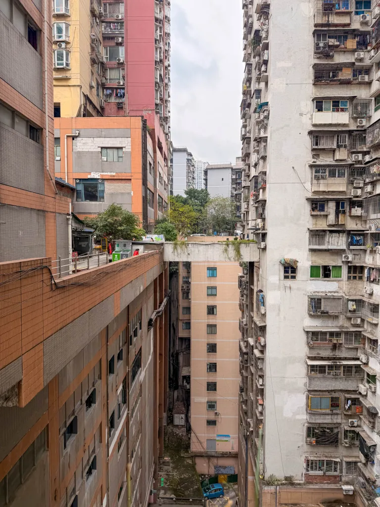 Narrow residential balconies at Dimuting Residence in Chongqing