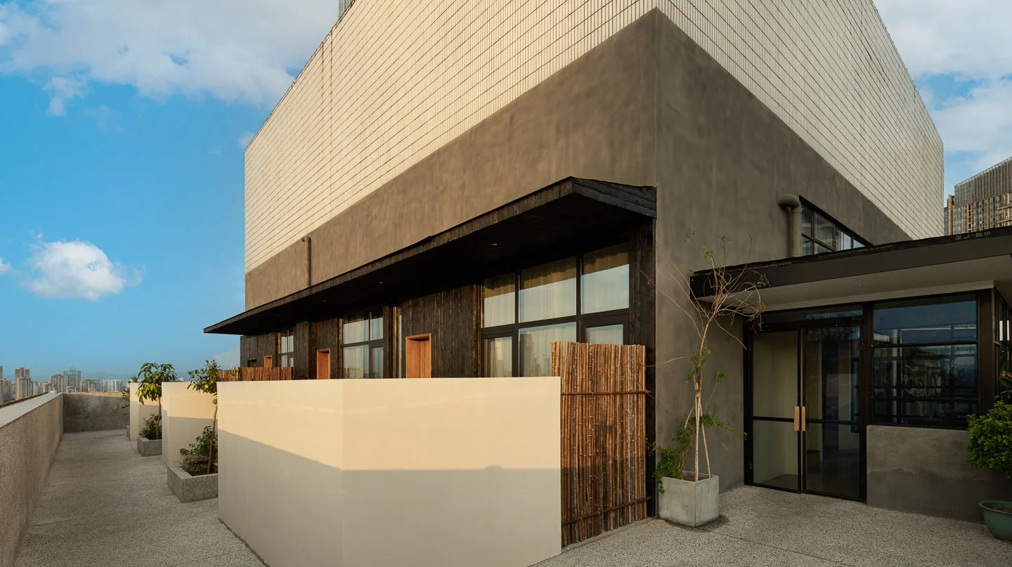 SOMMET Rooftop Hotel Chongqing